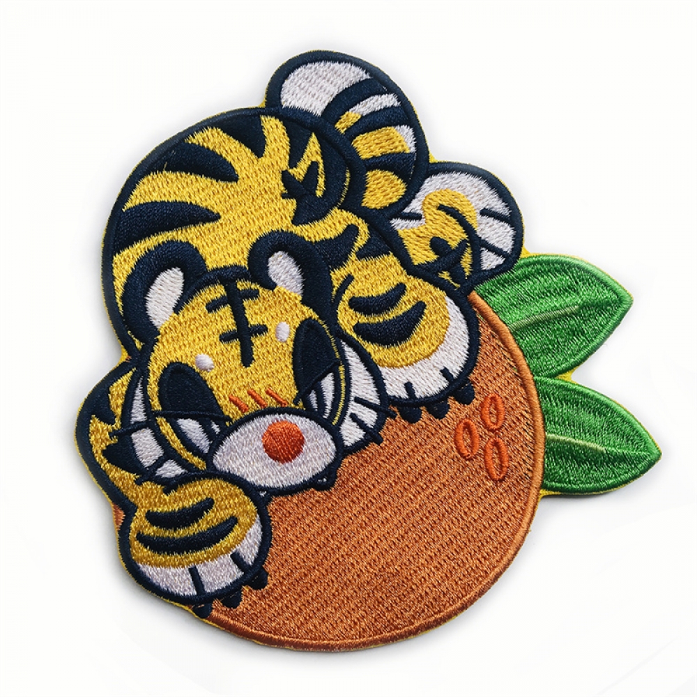 Custom embroidery patch/iron patch embroidery/iron on embroidery patchHot sale products